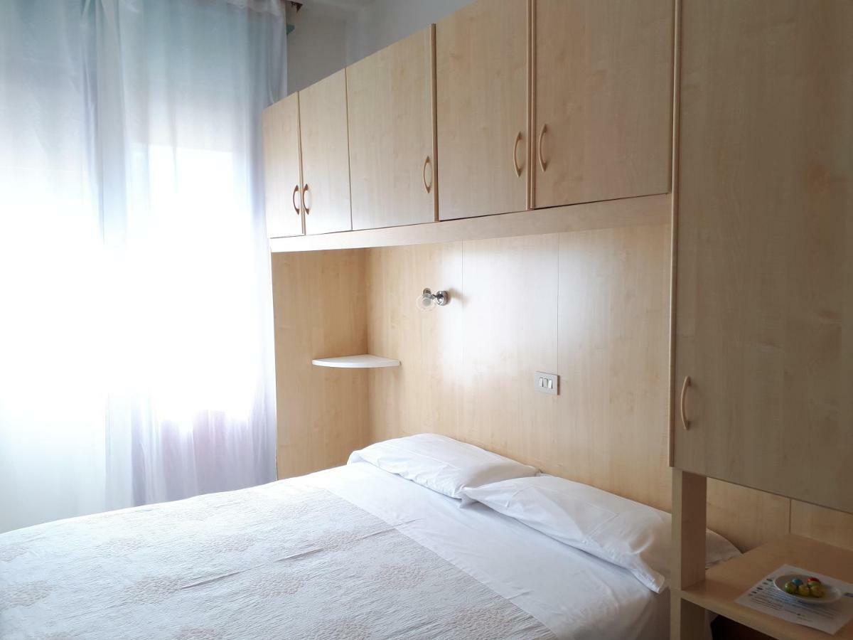 Hotel Villa Dina Lido di Jesolo Dış mekan fotoğraf