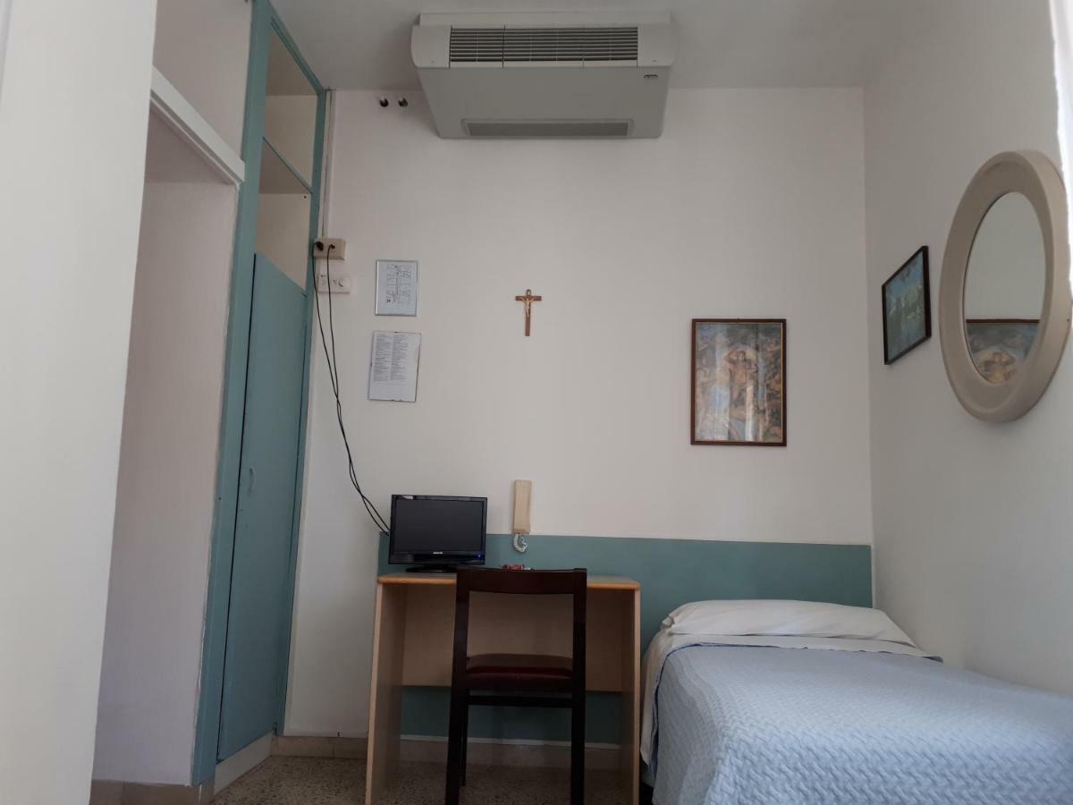 Hotel Villa Dina Lido di Jesolo Dış mekan fotoğraf