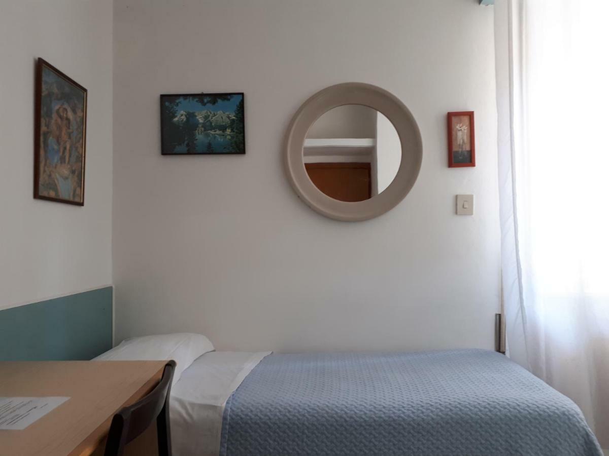 Hotel Villa Dina Lido di Jesolo Dış mekan fotoğraf