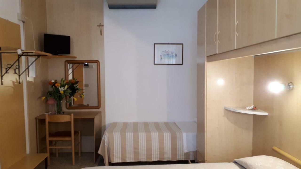 Hotel Villa Dina Lido di Jesolo Dış mekan fotoğraf