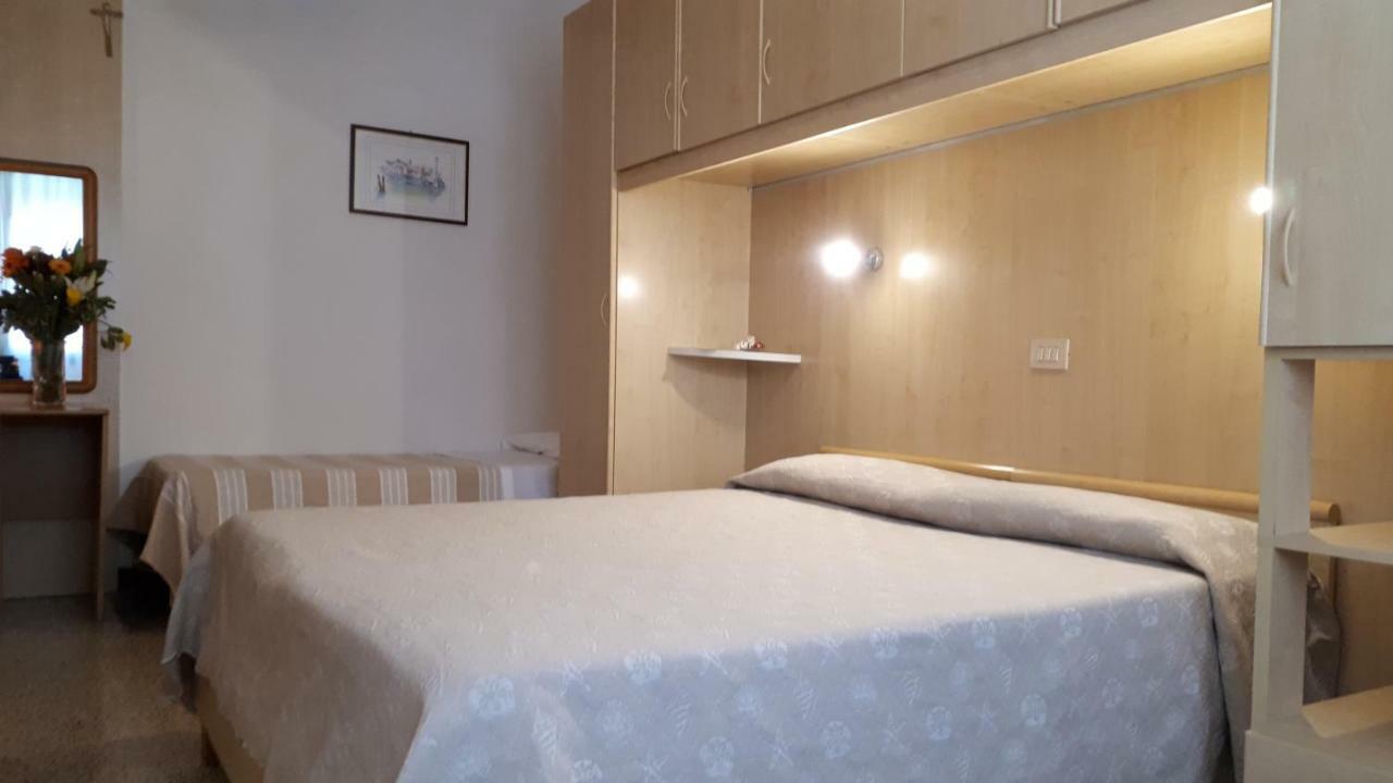 Hotel Villa Dina Lido di Jesolo Dış mekan fotoğraf