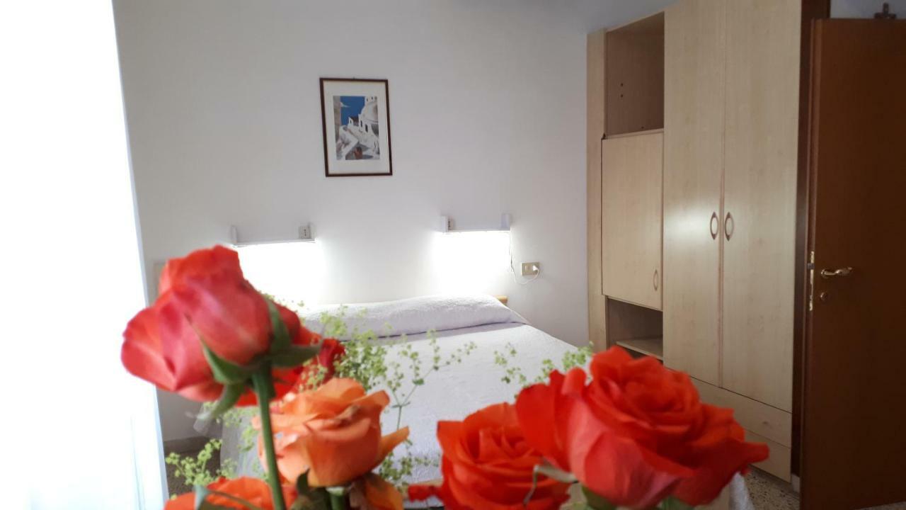 Hotel Villa Dina Lido di Jesolo Dış mekan fotoğraf