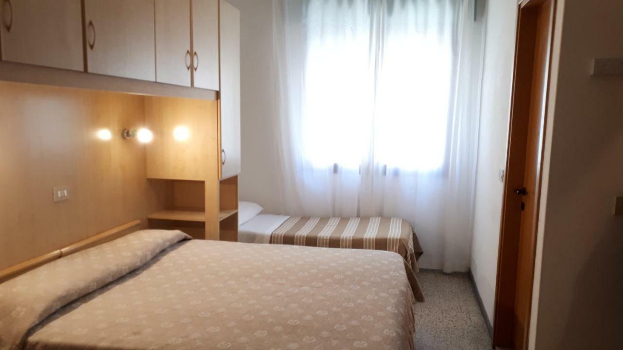 Hotel Villa Dina Lido di Jesolo Dış mekan fotoğraf